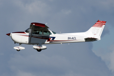 9H-ACL (17260955) Cessna 172M Skyhawk