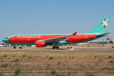 UR-WRQ (296) 1999 Airbus A330-223