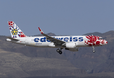 HB-JLT (5518) 2013 Airbus A320-214(WL)