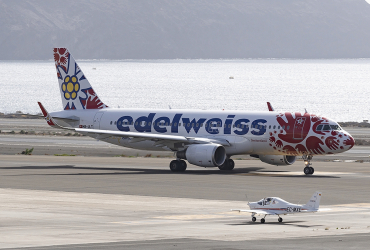 HB-JLT (5518) 2013 Airbus A320-214(WL)