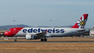 HB-IJW (2134) 2003 Airbus A320-214