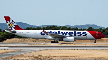 HB-JHQ (1193) 2011 Airbus A330-343X