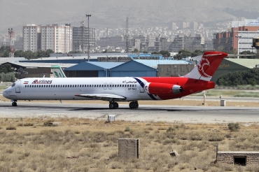 EP-TAQ (cn 53488) McDonnell Douglas MD-83
