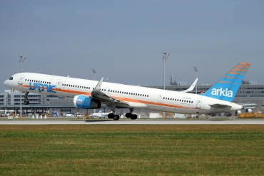4X-BAW (30179) 2000 Boeing 757-3E7(WL)
