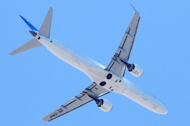 4X-EMA (cn 19000172) Embraer 190-200LR