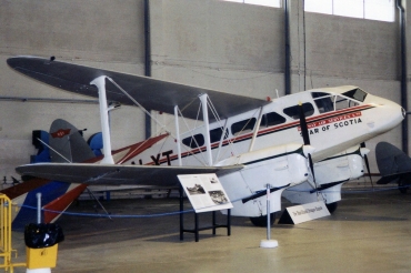 G-ALXT · De Havilland DH-89A Dominie · (EGDT)