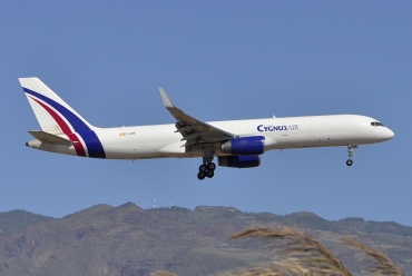EC-NHF (24613) 1991 Boeing 757-223 PCF WL