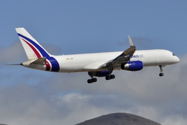 EC-NHF (24613) 1991 Boeing 757-223 PCF WL