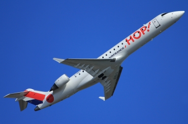 F-GRZF · Bombardier CRJ-701 · (FCO / LIRF)