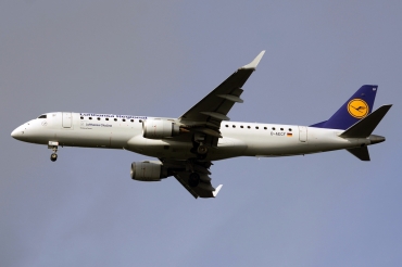 D-AECF, (cn 19000359), Embraer ERJ-190LR