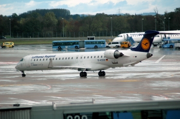 D-ACKH (cn 15085) Bombardier CRJ-900