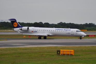 D-ACPE (10027) 2001 Bombardier CRJ-701ER