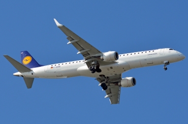 D-AEMD (cn 19000305) Embraer 190-200LR