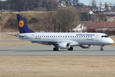 D-AECD · Embraer 190-100LR · (SVG / ENZV)