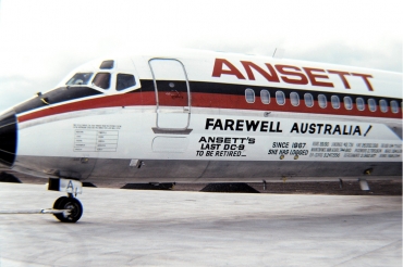 VH-CZA (cn 47003) McDonnell Douglas DC-9-31