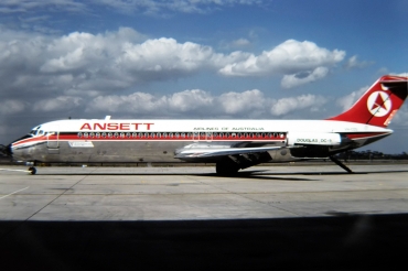 VH-CZG (cn 23659) McDonnell Douglas DC-9-31