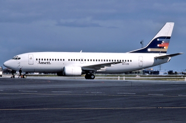 VH-CZB (cn 23654) Boeing 737-377