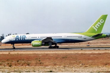 G-FCLJ (26160) 1993 Boeing 757-2Y0