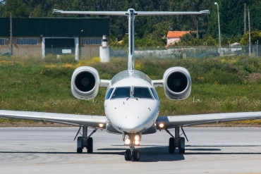 CS-TPM (145095) 1998 Embraer ERJ-145EP