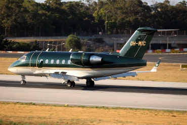 OH-WIC (5452) 2000 Bombardier Challenger 604
