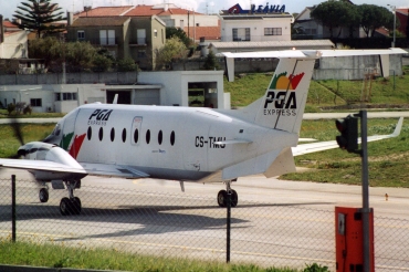 CS-TMU (UE-335) 1998 Beechcraft 1900D