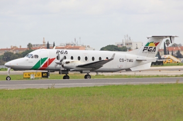 CS-TMU (UE-335) 1998 Beechcraft 1900D