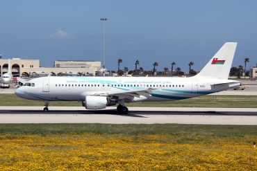 555 (4117) 2009 Airbus A320-214(CJ) Prestige