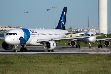 CS-TKL (2425) 2005 Airbus A320-214