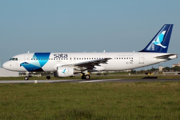 CS-TKL (2425) 2005 Airbus A320-214
