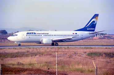 CS-TGP (24131) 1988 Boeing 737-3Q8