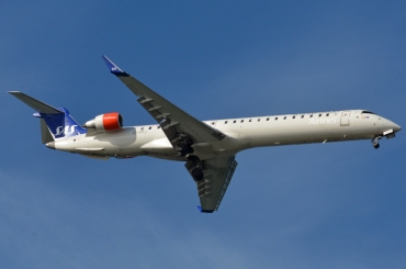 EI-FPJ (15426) 2016 Bombardier CRJ-900LR