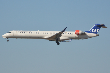 EI-FPT (15438) 2017 Bombardier CRJ-900LR