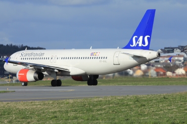 OY-KAL (2883) 2006 Airbus A320-232