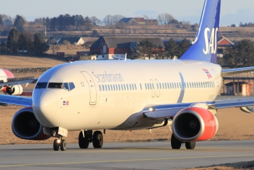 LN-RRE (35706) 2008 Boeing 737-85P(WL)