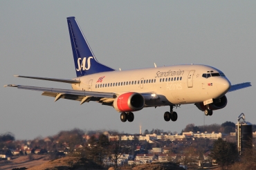 LN-BRH (24828) 1990 Boeing 737-505