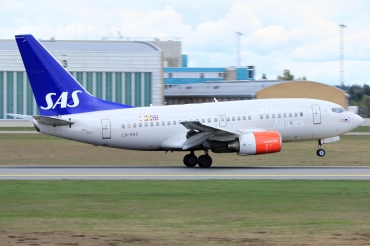 LN-RRO · Boeing 737-683 · (OSL / ENGM)