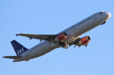 OY-KBL (1619) 2001 Airbus A321-232