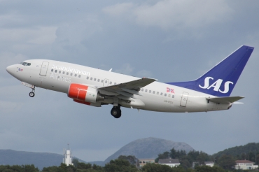LN-RCU (30190) 1999 Boeing 737-683