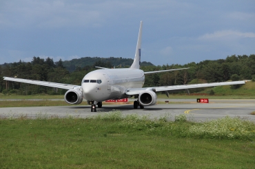 LN-RPR (30468) 2000 Boeing 737-883