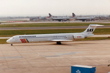 LN-RMS (53368) 1992 McDonnell Douglas MD-82
