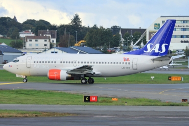 LN-BRX · Boeing 737-505 · (SVG / ENZV)