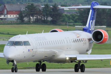 EI-FPI (15425) 2016 Bombardier CRJ-900 LR