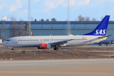 LN-RPO · Boeing 737-883 · (OSL / ENGM)