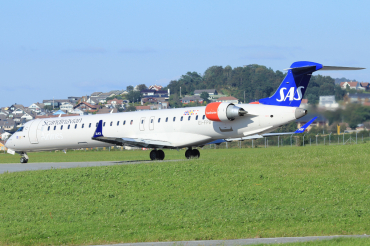 EI-FPB · Bombardier CRJ-900LR · (SVG / ENZV)