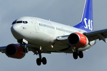 LN-TUD (28217) 1998 Boeing 737-705