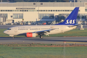 LN-RPS (28298) 1999 Boeing 737-683