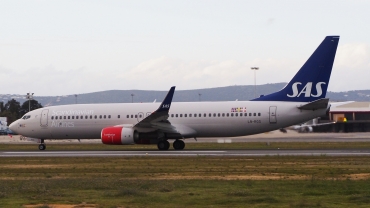 LN-RGG · Boeing 737-86N(WL) · (FAO / LPFR)