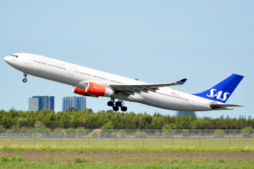 LN-RKS (1665) 2015 Airbus A330-343