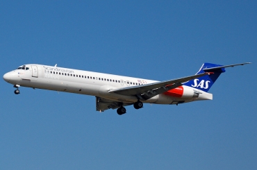 LN-RMU (53340) 1992 McDonnell Douglas MD-87