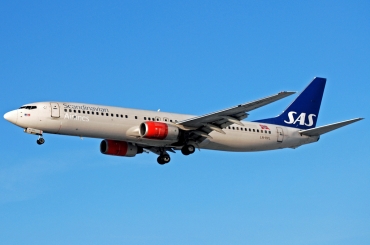 LN-RPL (30469) 2000 Boeing 737-883